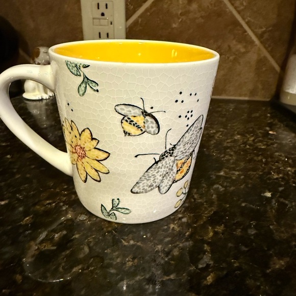 Large Souls and Sunshine Butterfly Garden Mug with Yellow Interior - Picture 3 of 5